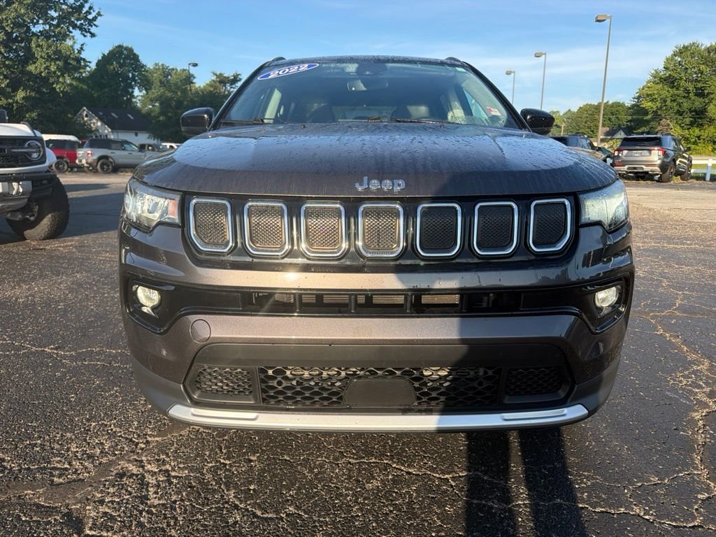 Used 2022 Gray Jeep Limited image 12