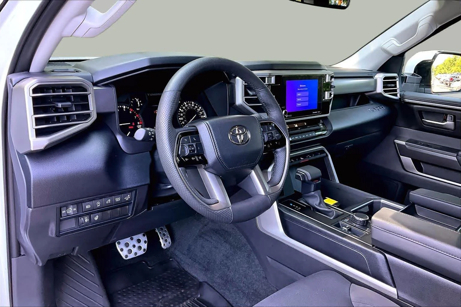 Used 2024 Ice Cap Toyota SR5 image 16