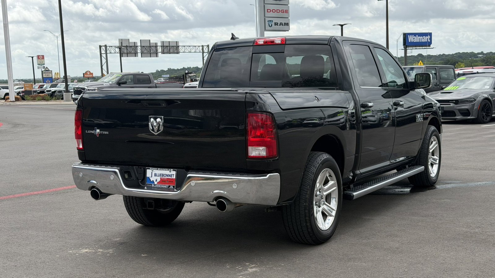 Used 2018 Brilliant Black Crystal Pearlcoat Ram Lone Star Silver image 5