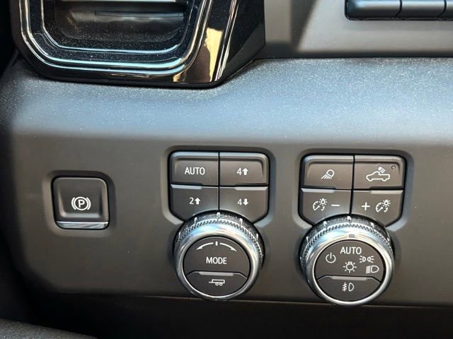 2025 GMC Sierra 1500 AT4 - Photo 32