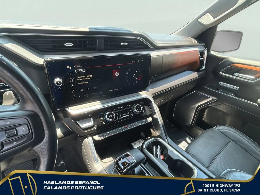 Used 2023 Onyx Black GMC Denali image 20