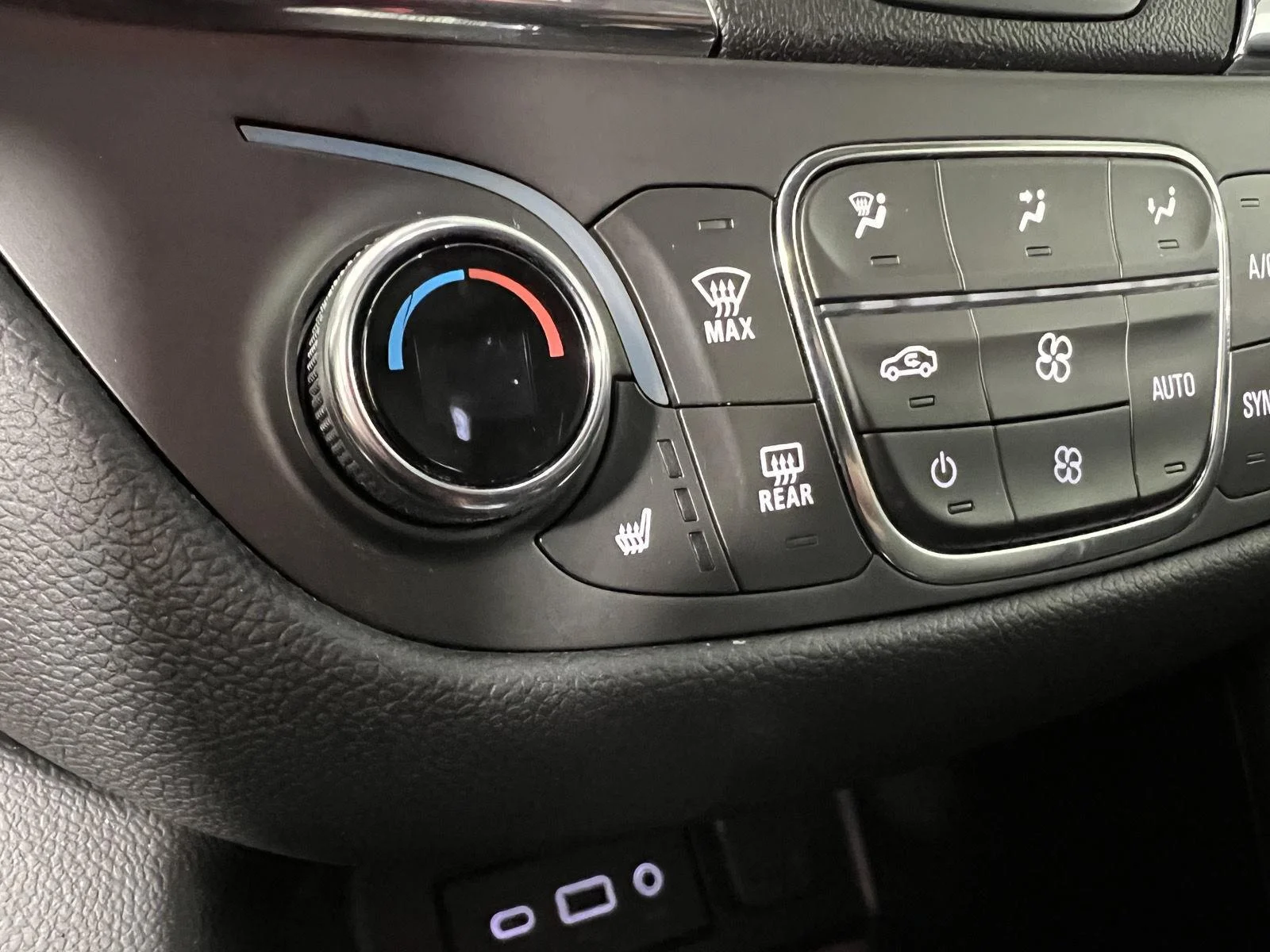 Used 2020 PACIFIC BLUE METALLIC Chevrolet LT image 8