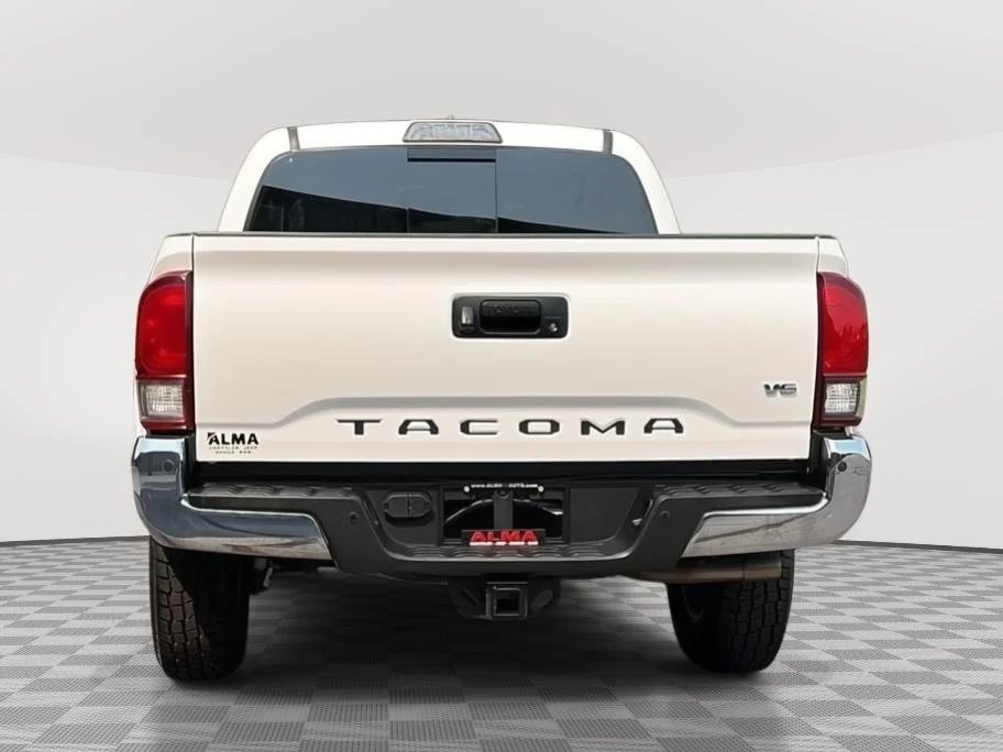 Certified Used 2019 Super White Toyota SR5 image 20