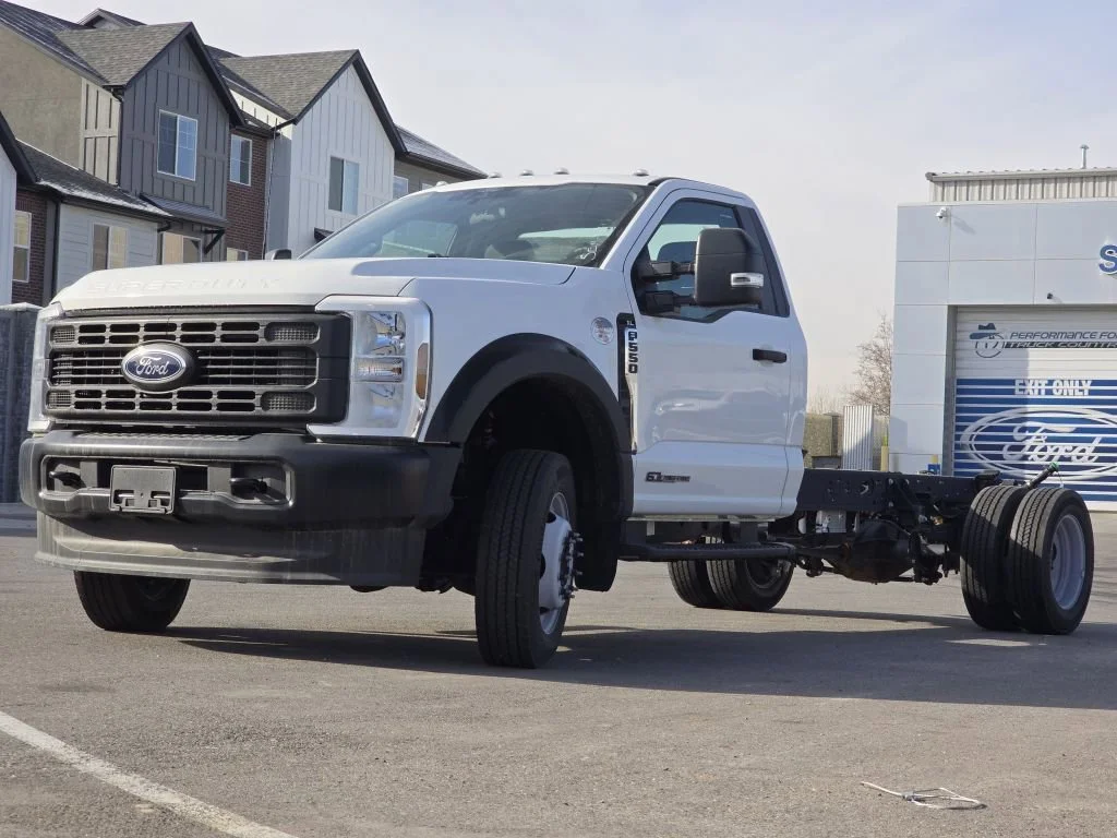 2025 Ford F-550 Super Duty Chassis Cab XL - Photo 17