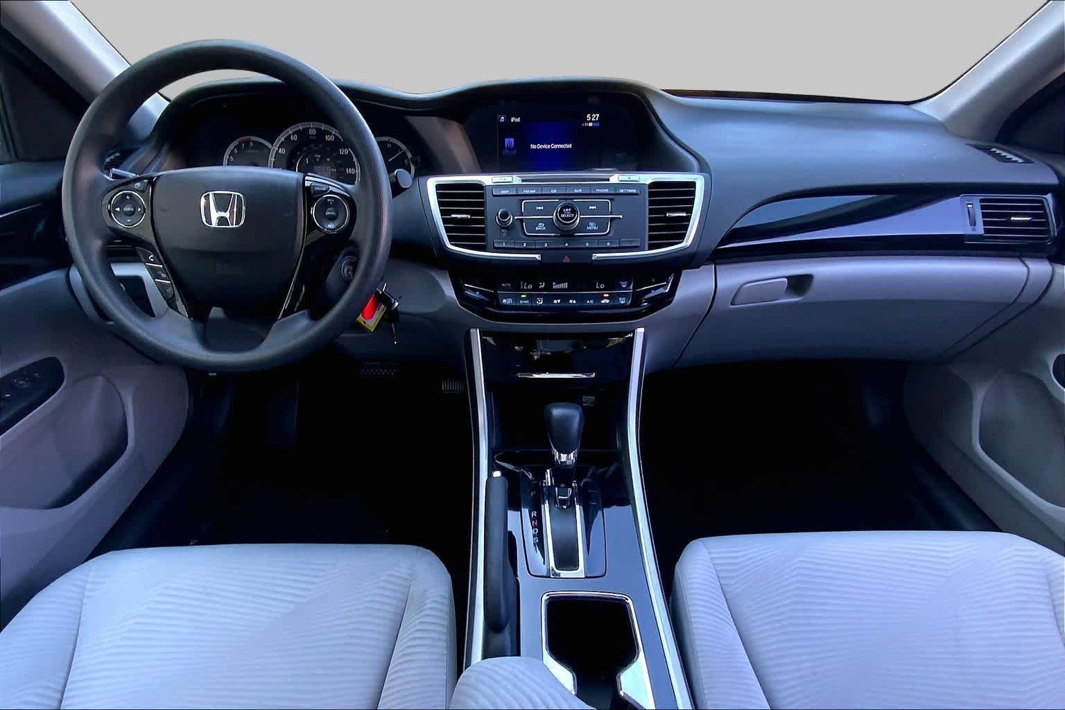 Used 2017 Modern Steel Metallic Honda LX image 15