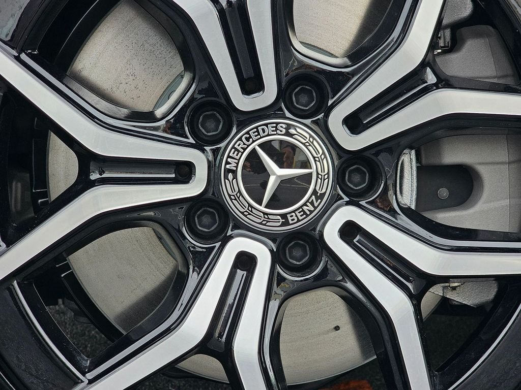 2026 Mercedes-Benz C-Class Sedan C 300 - Photo 10