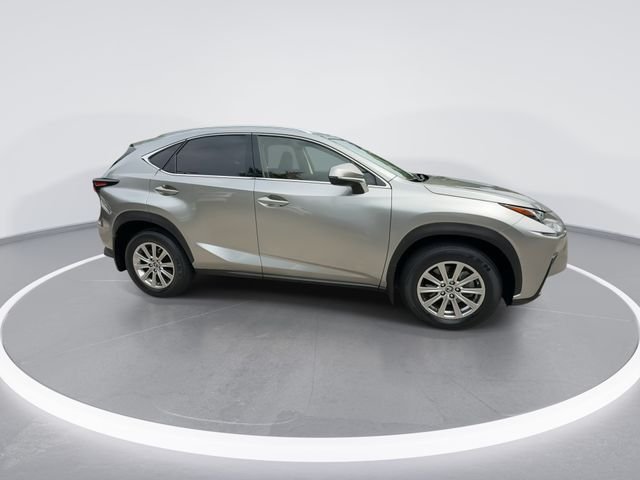 2021 Lexus NX 300 - Photo 9