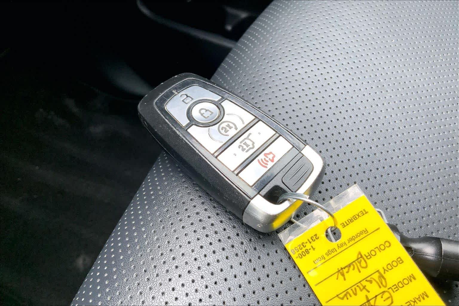 Used 2023 Agate Black Ford Platinum image 15