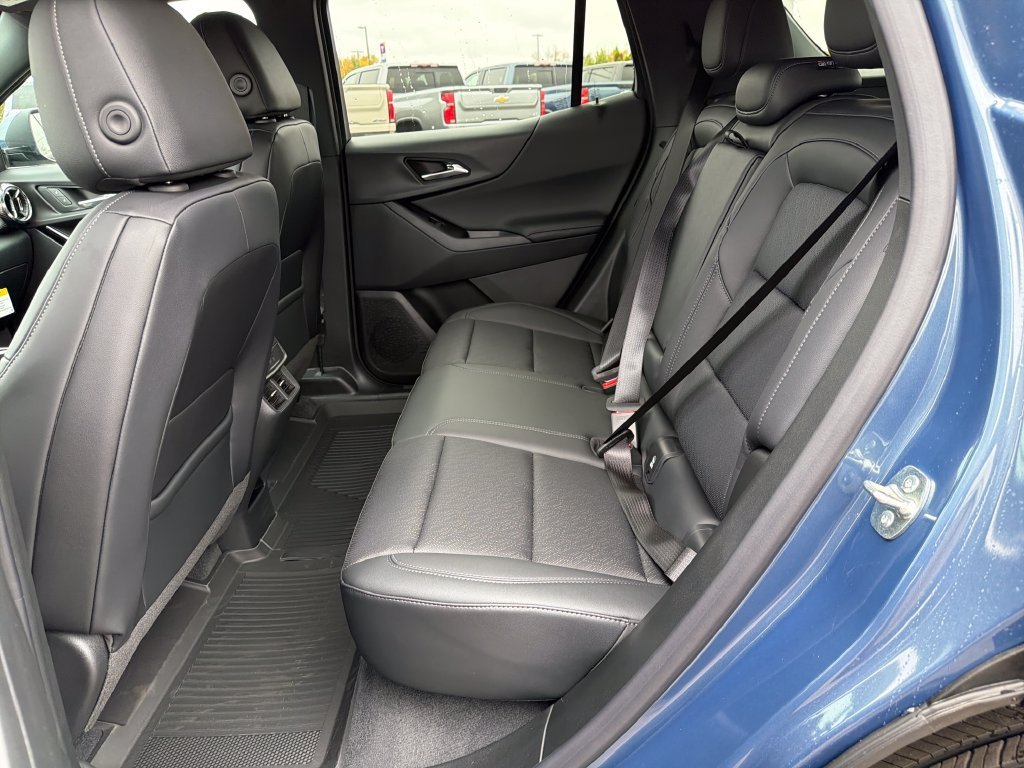 2027 Chevrolet Equinox LT - Photo 23