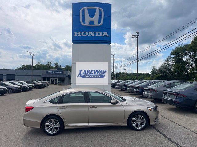 Used 2018 Champagne Frost Pearl Honda LX image 1