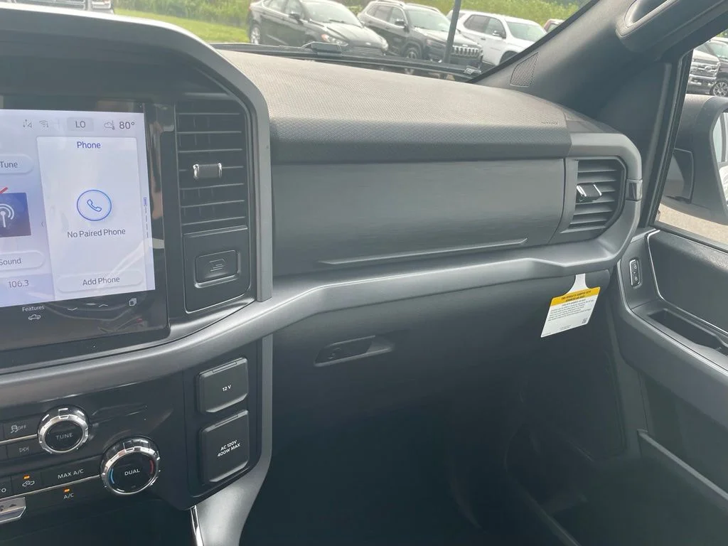 New 2026 Oxford White Ford XLT image 21