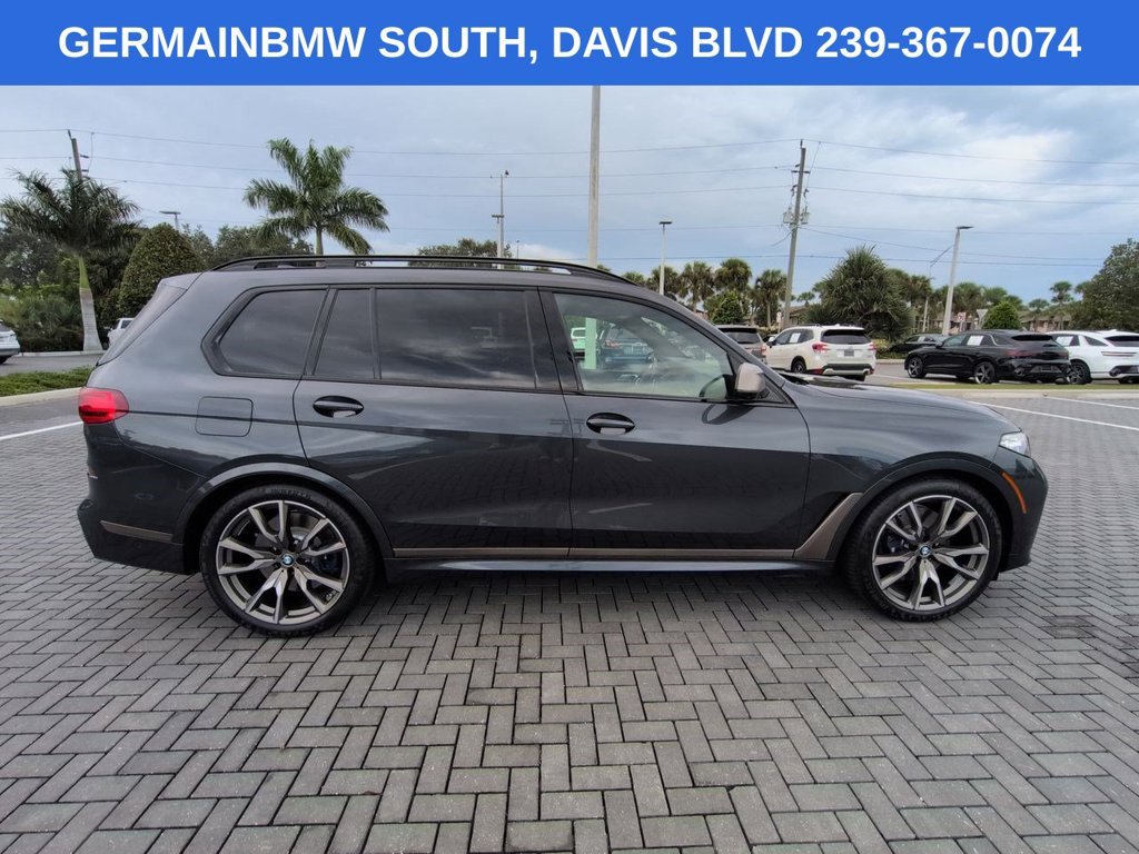 Used 2020 Gray Metallic BMW M50i image 4