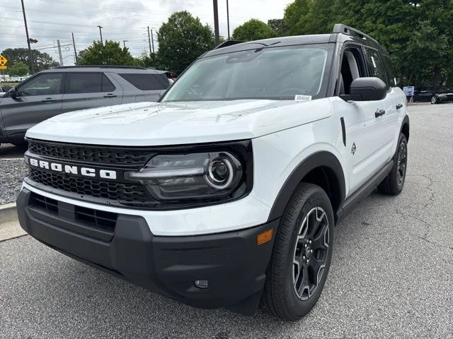 New 2026 Oxford White Ford Outer Banks® image 4