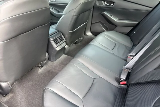 New 2026 Urban Gray Pearl Honda EX-L Hybrid image 13