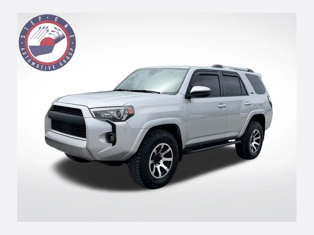 Used 2021 Silver Toyota SR5 image 1
