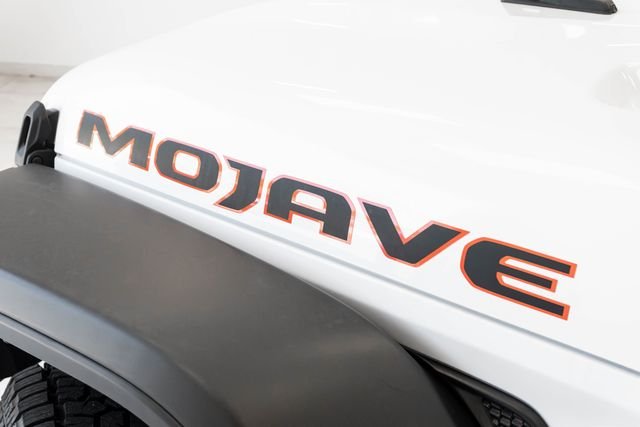 Used 2023 White Jeep Mojave image 3
