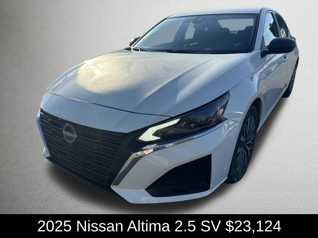 Used 2025 Glacier White Nissan 2.5 SV image 7