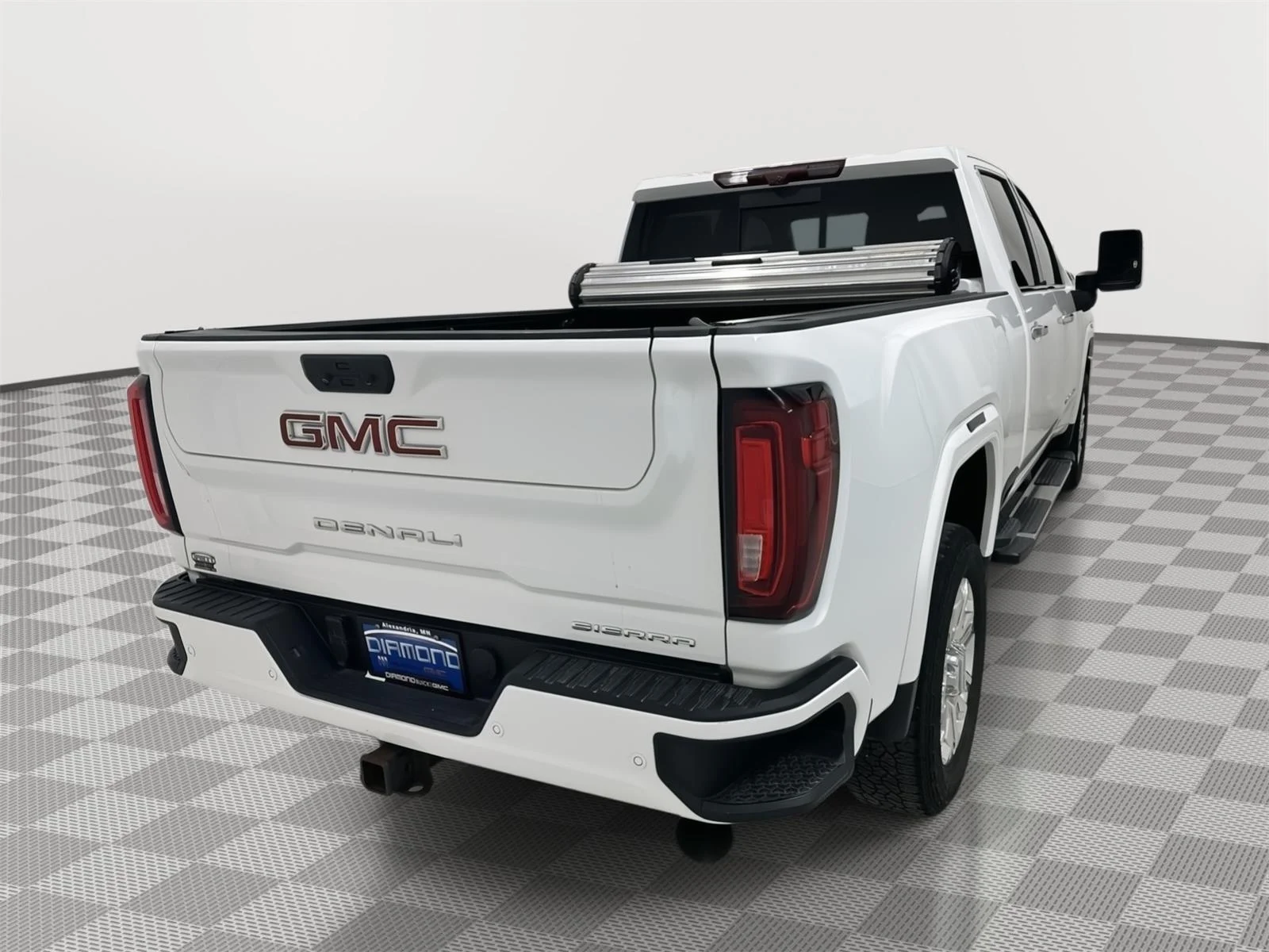 Used 2022 SUMMIT WHITE GMC Denali image 5