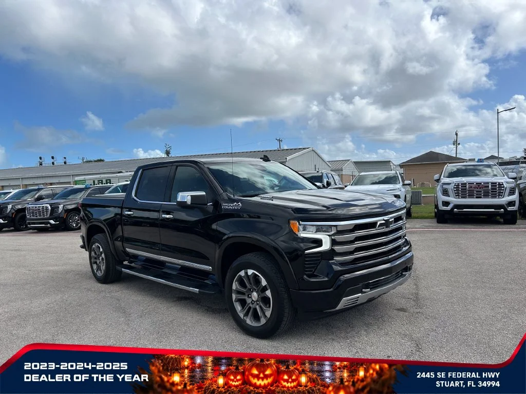 Used 2023 BLACK Chevrolet High Country image 2
