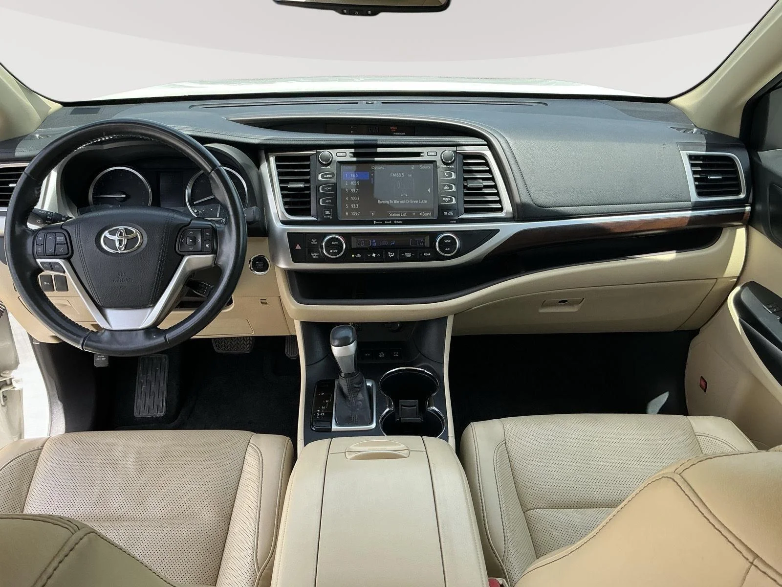 Used 2016 Blizzard Pearl TOYOTA Limited image 12