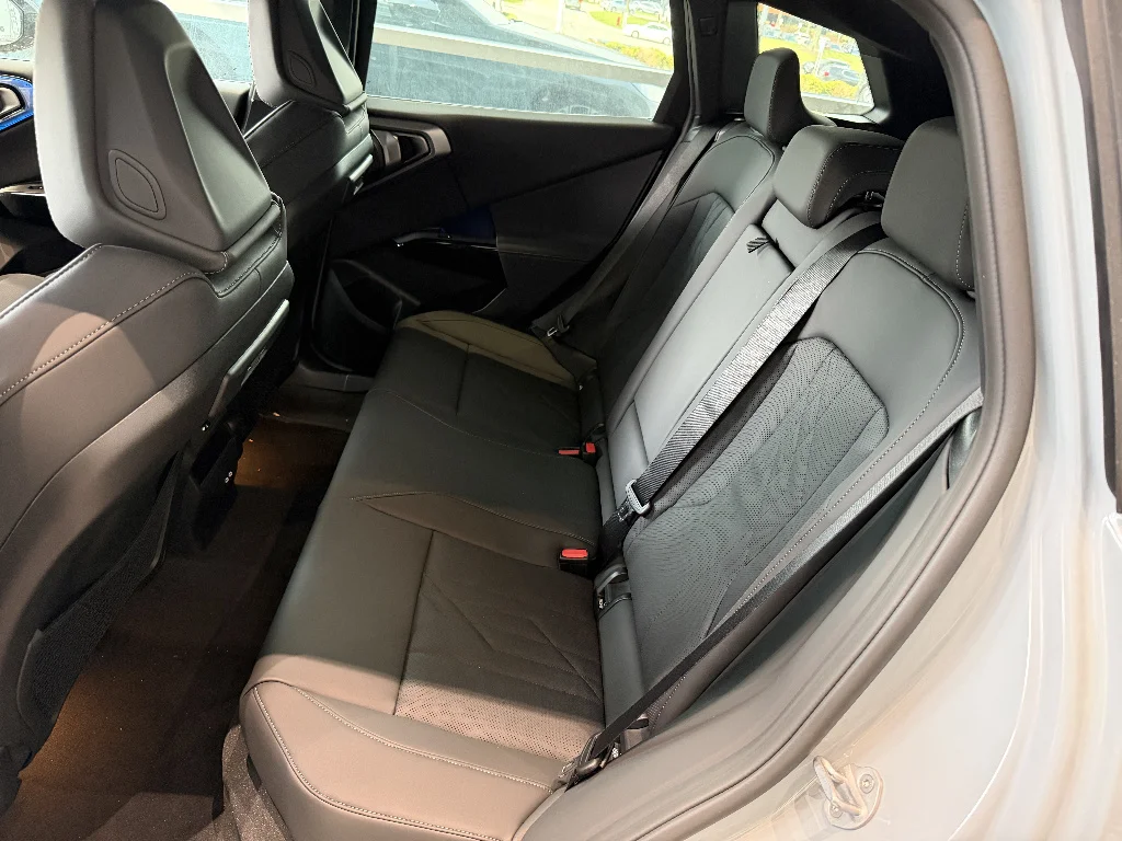 2026 BMW X3 30 - Photo 13