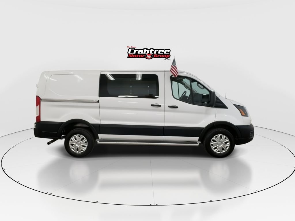Used 2025 White Ford Base image 9