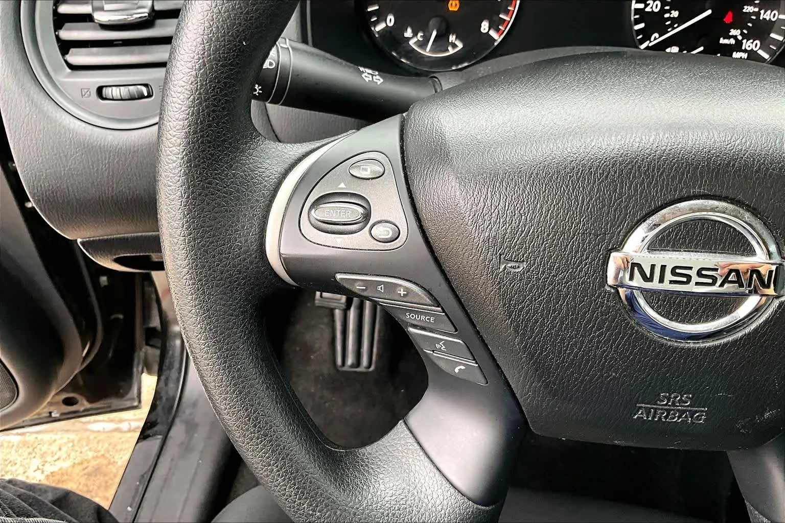Used 2020 Magnetic Black Pearl Nissan S image 21