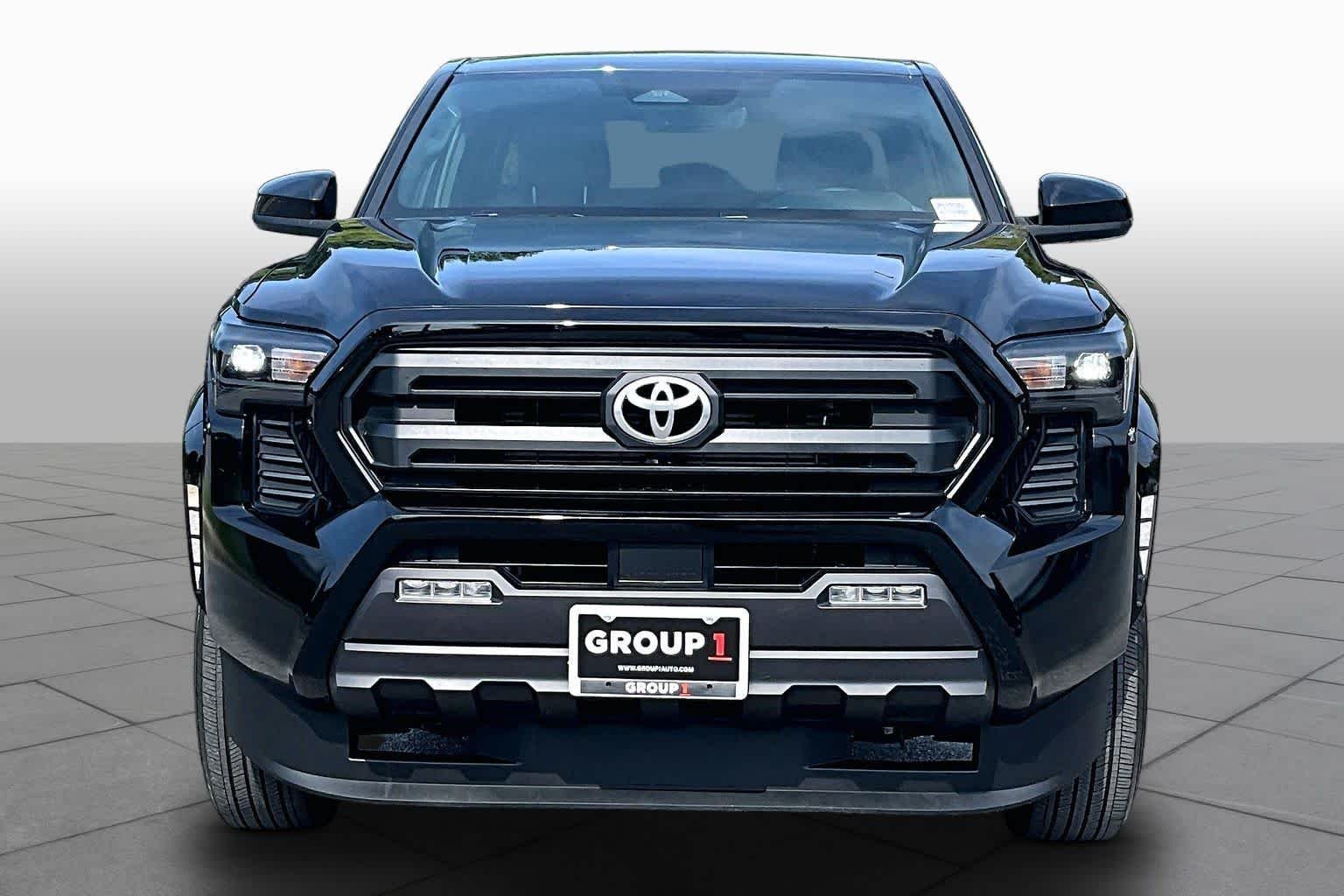 Used 2025 Black Toyota SR5 image 4
