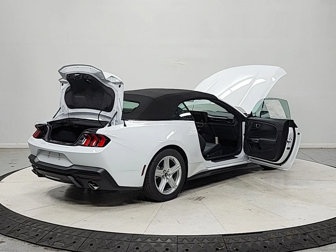 New 2026 Oxford White Ford EcoBoost® Premium Convertible image 15