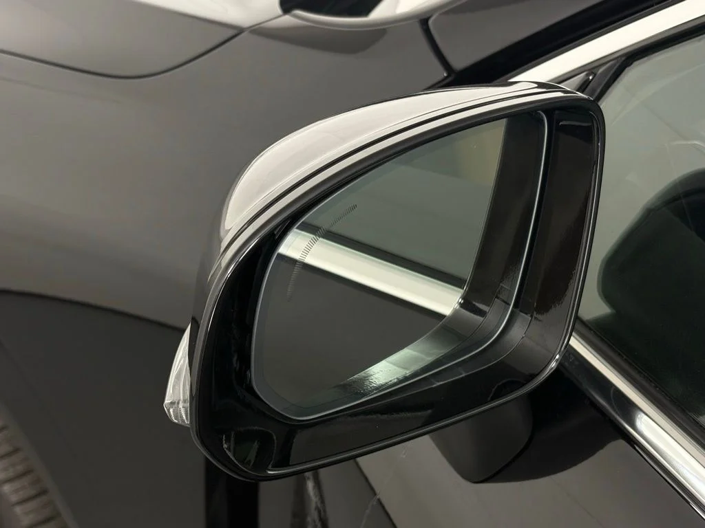 Used 2021 Black Volvo T5 Inscription image 13