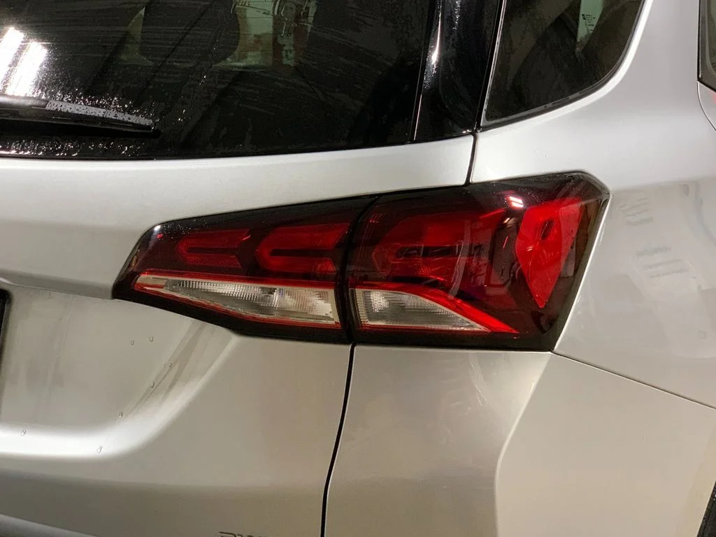 Used 2022 Silver Chevrolet LS image 35