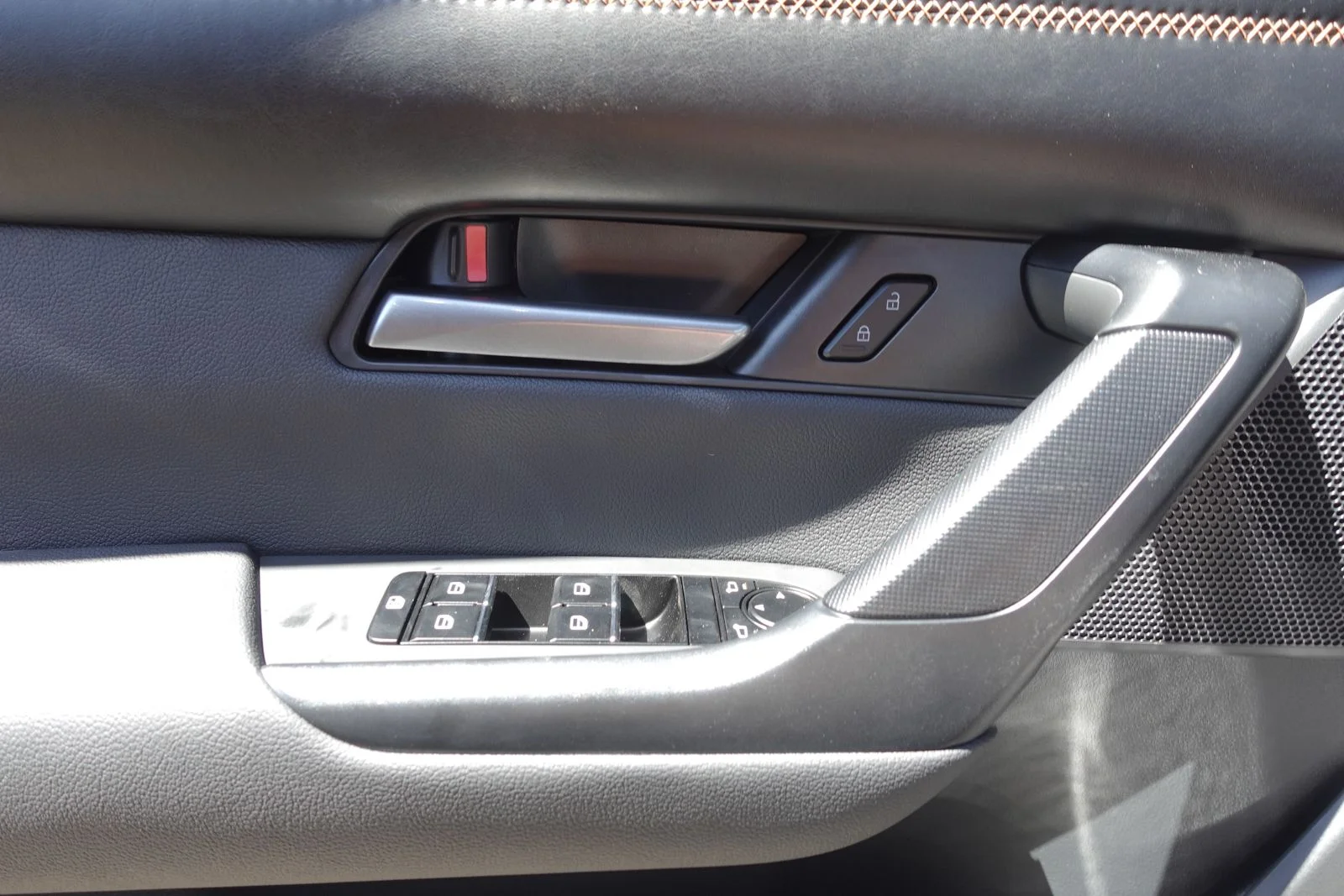 New 2026 Jet Black Mica Mazda Premium image 39