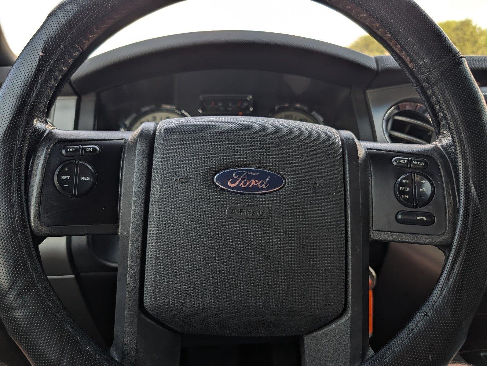 Used 2012 White Platinum Metallic Tri-Coat Ford King Ranch image 35