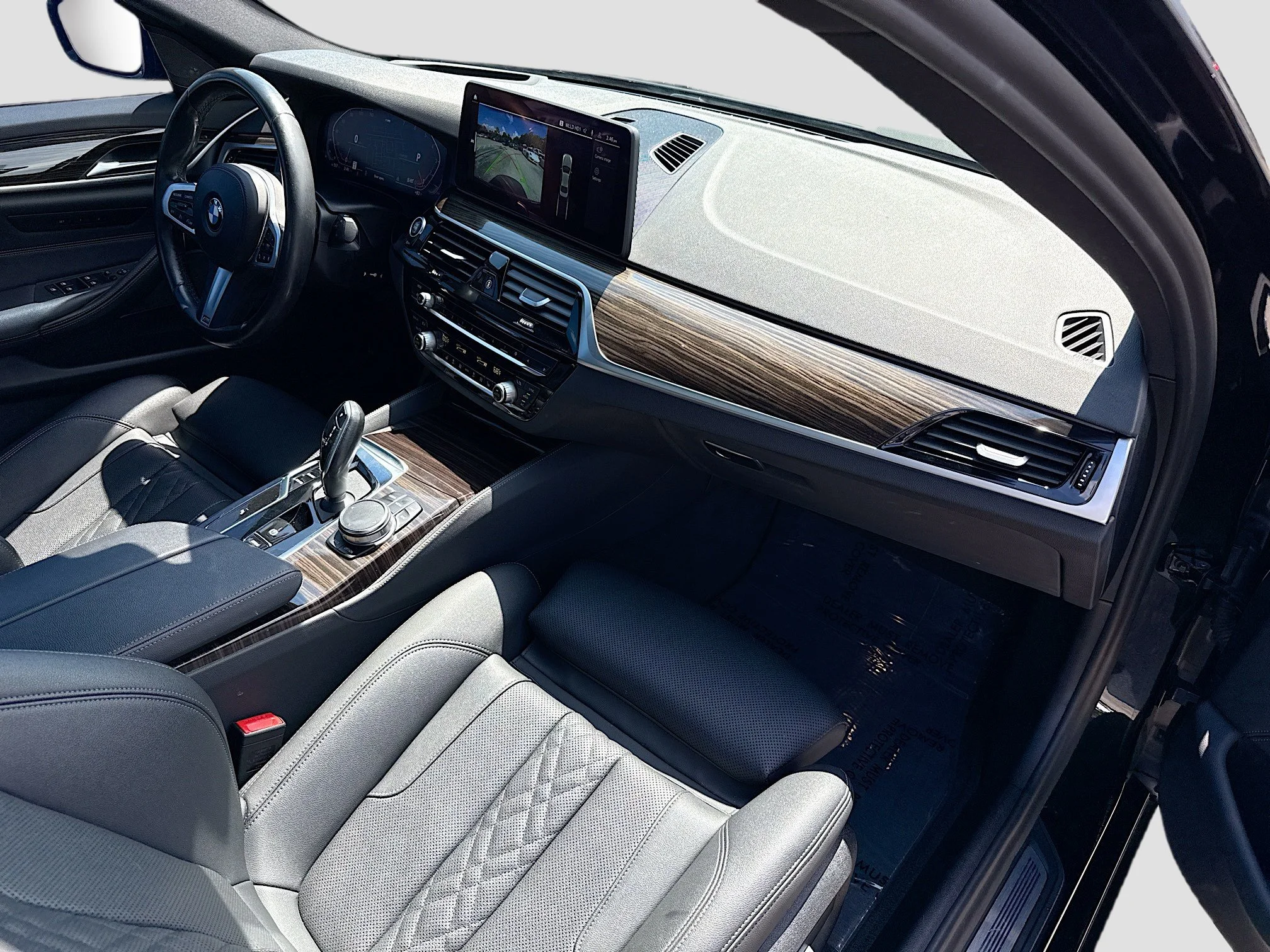 Used 2023 Black Sapphire Metallic BMW 530i image 14