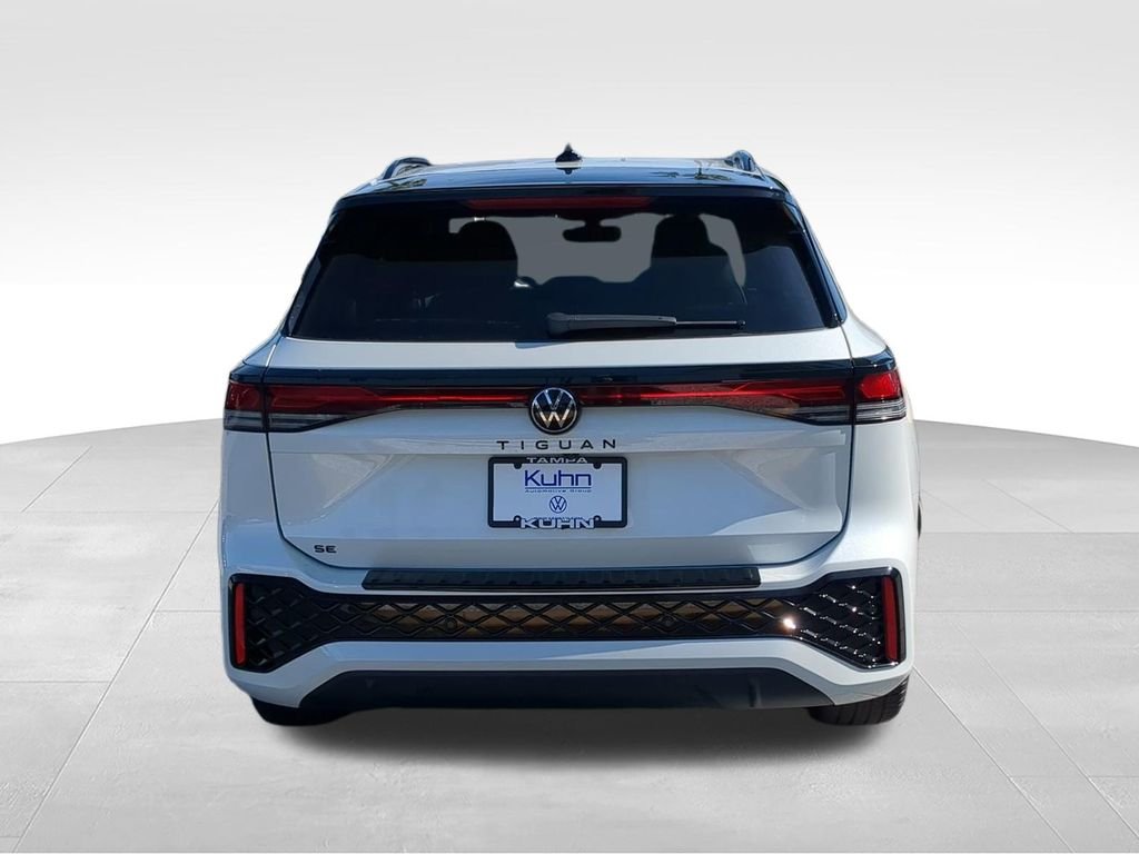 New 2026 White/off-white Volkswagen 2.0T SE R-Line Black image 5