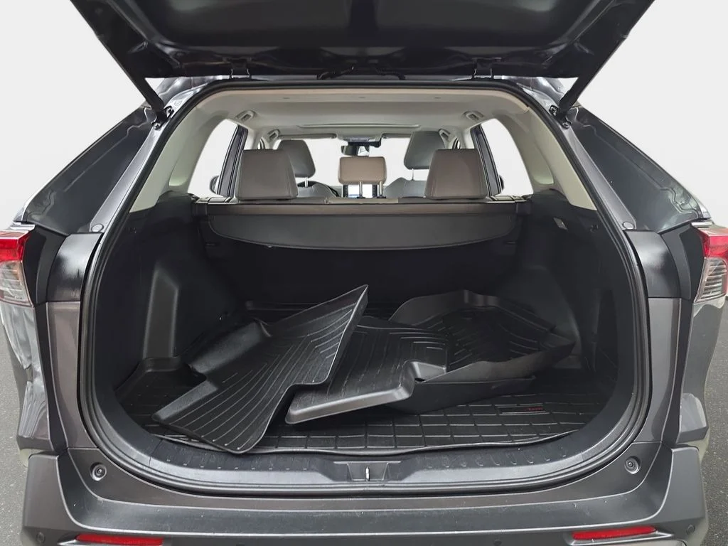 Used 2019 Gray Toyota Limited image 14