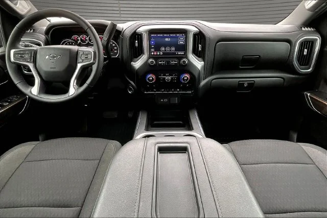 Used 2022 Blue Chevrolet RST image 8