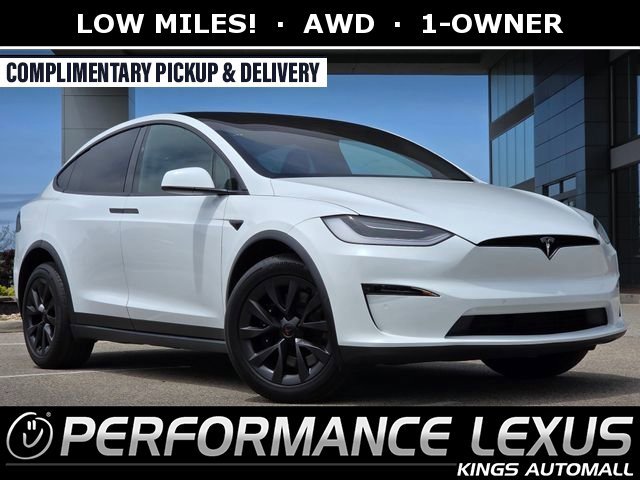2023 Tesla Model X Long Range's photo