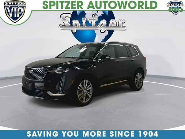 Used 2024  Cadillac Premium Luxury image 6