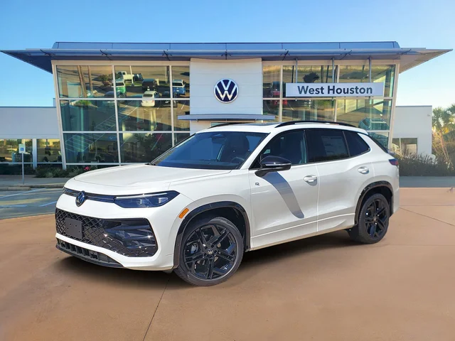 New 2026 Volkswagen Tiguan SE R-Line Black