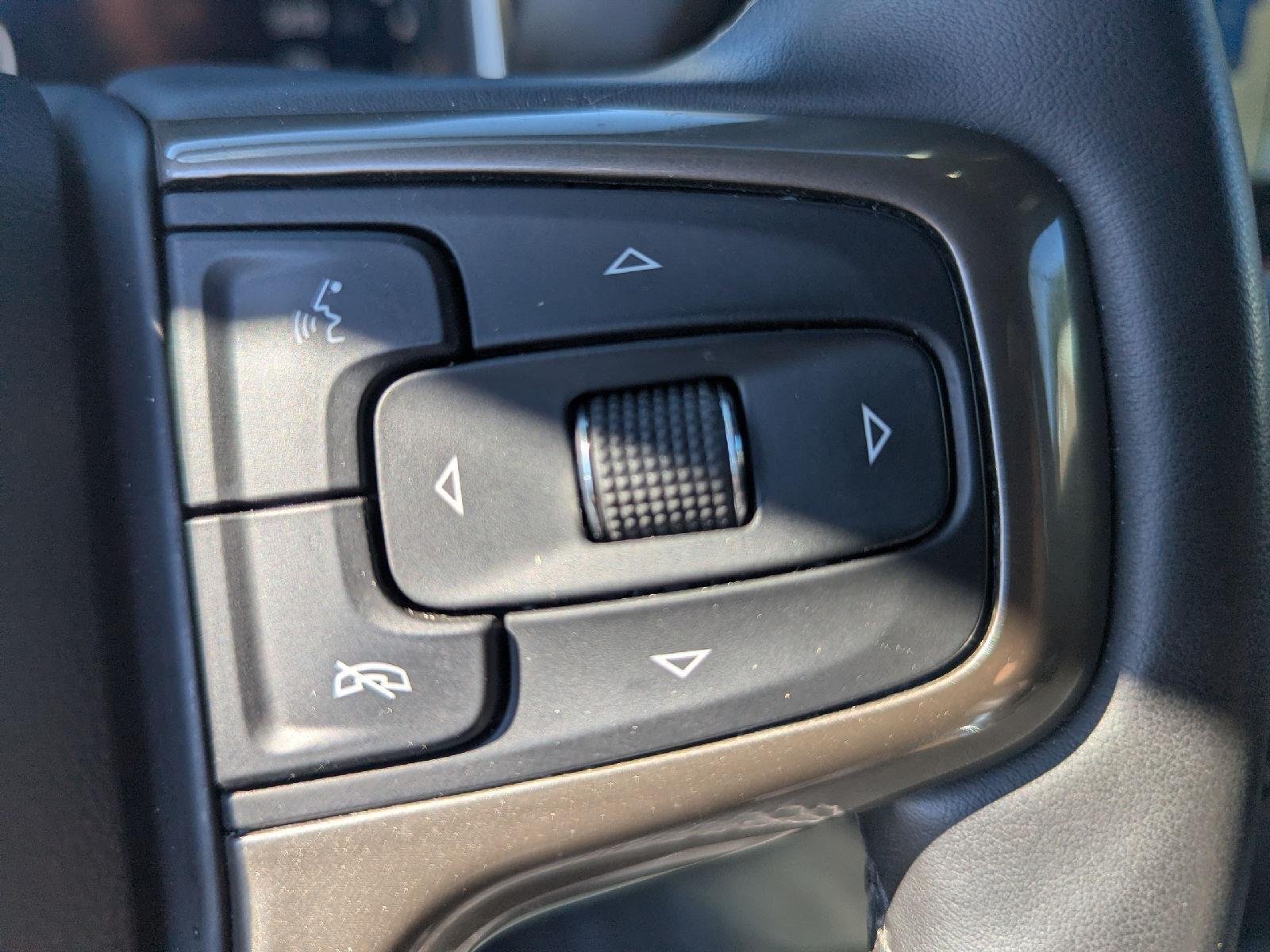 Used 2024 Black Chevrolet High Country image 21