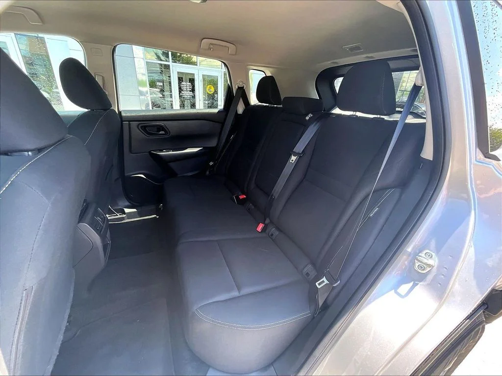 Certified Used 2024 Silver Nissan S image 15