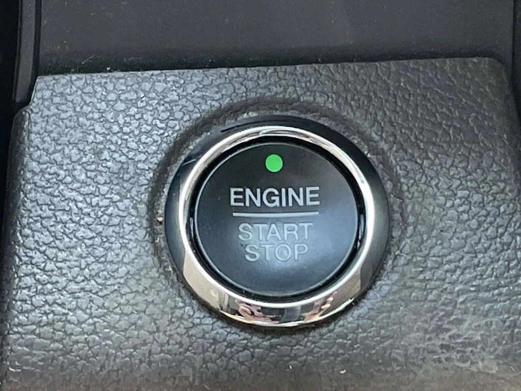 Certified Used 2020 White Ford XLT image 23