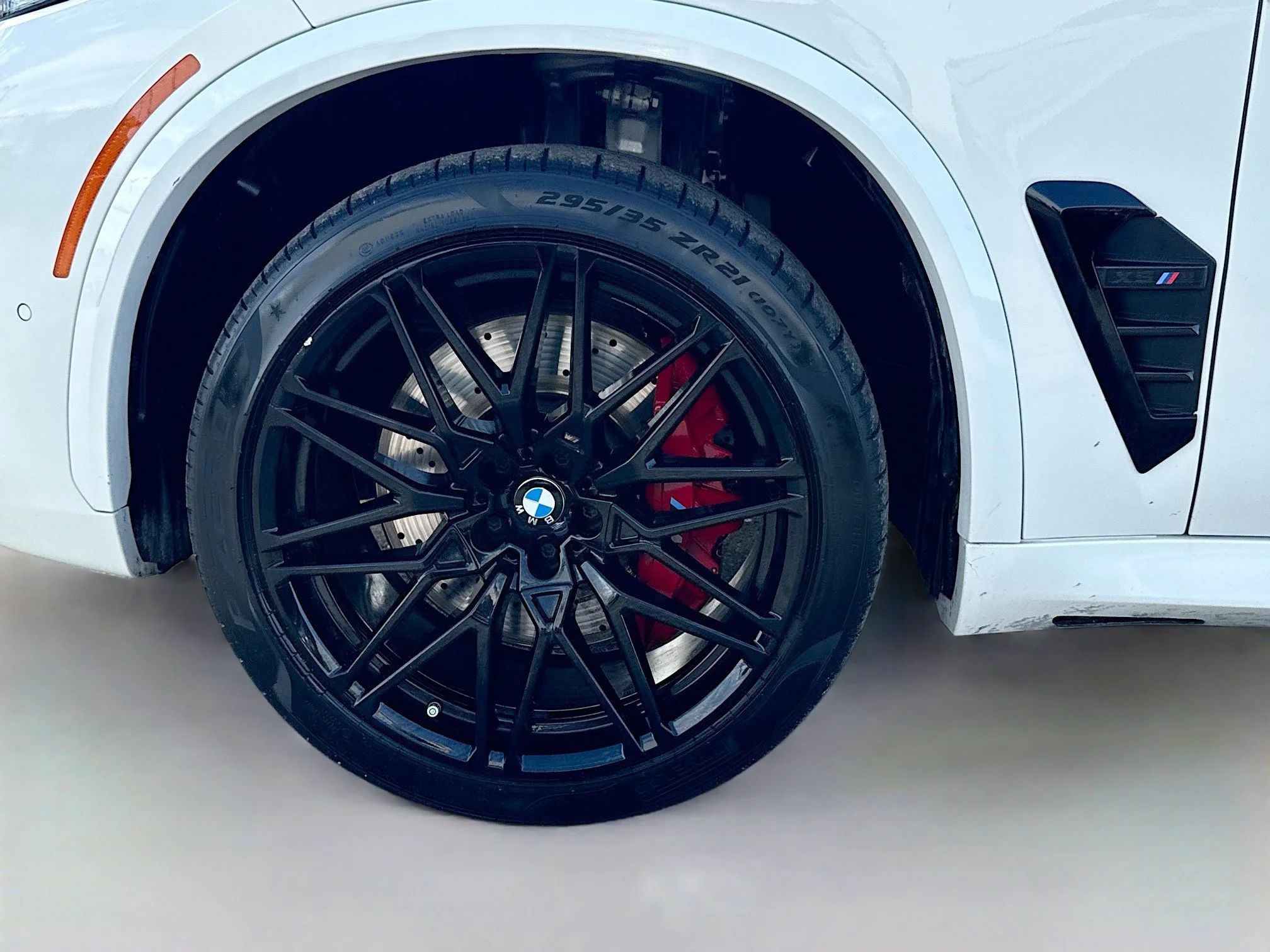 Used 2024 Alpine White BMW Competition image 44