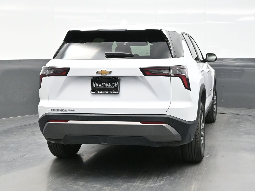 Used 2025 White Chevrolet LT image 6