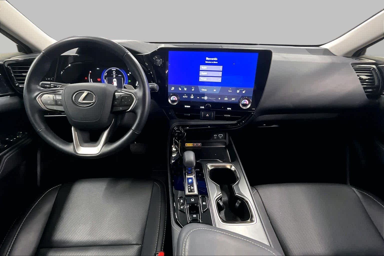 2026 Lexus NX Hybrid 350h - Photo 16