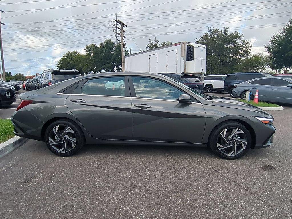 New 2026 Gray Hyundai Limited image 4