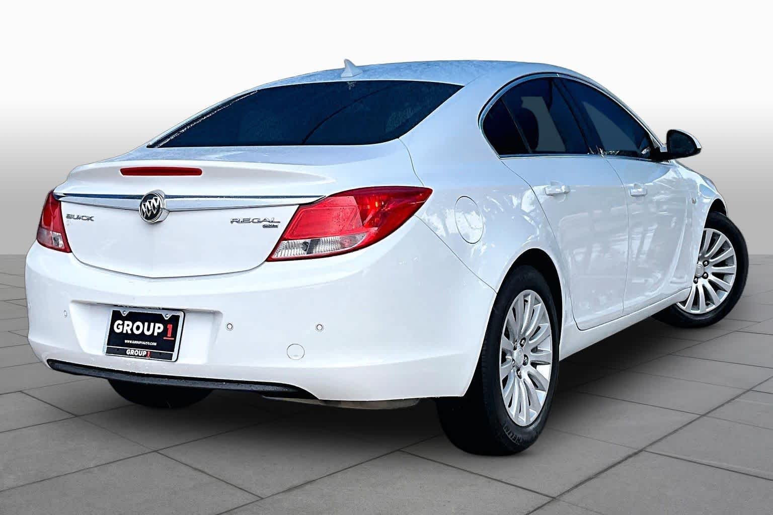 Used 2011 Summit White Buick CXL RL3 image 11