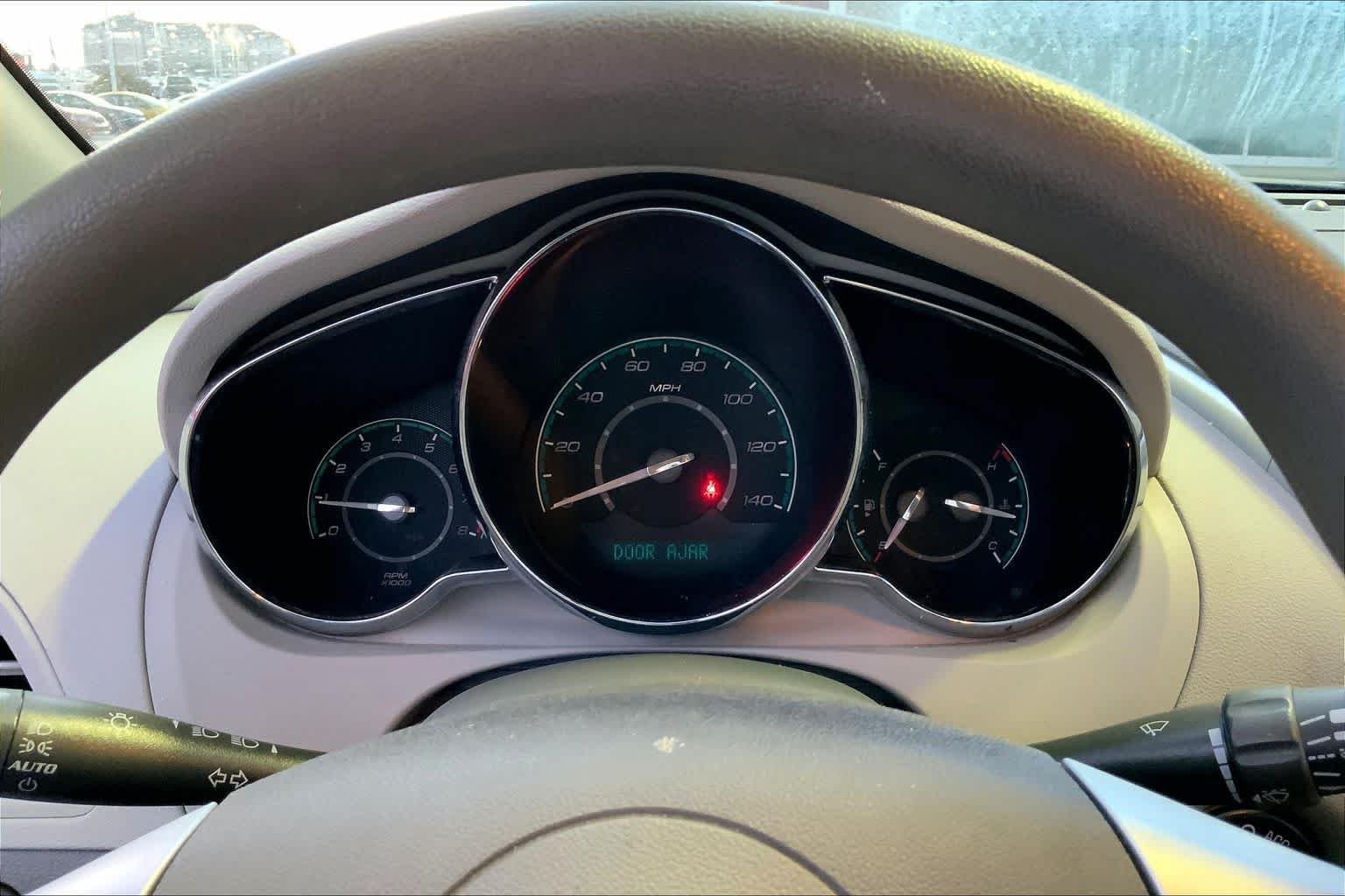 Used 2012 Summit White Chevrolet LS w/1FL image 21