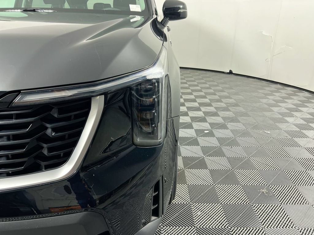 Certified Used 2024 Black Kia LX image 9